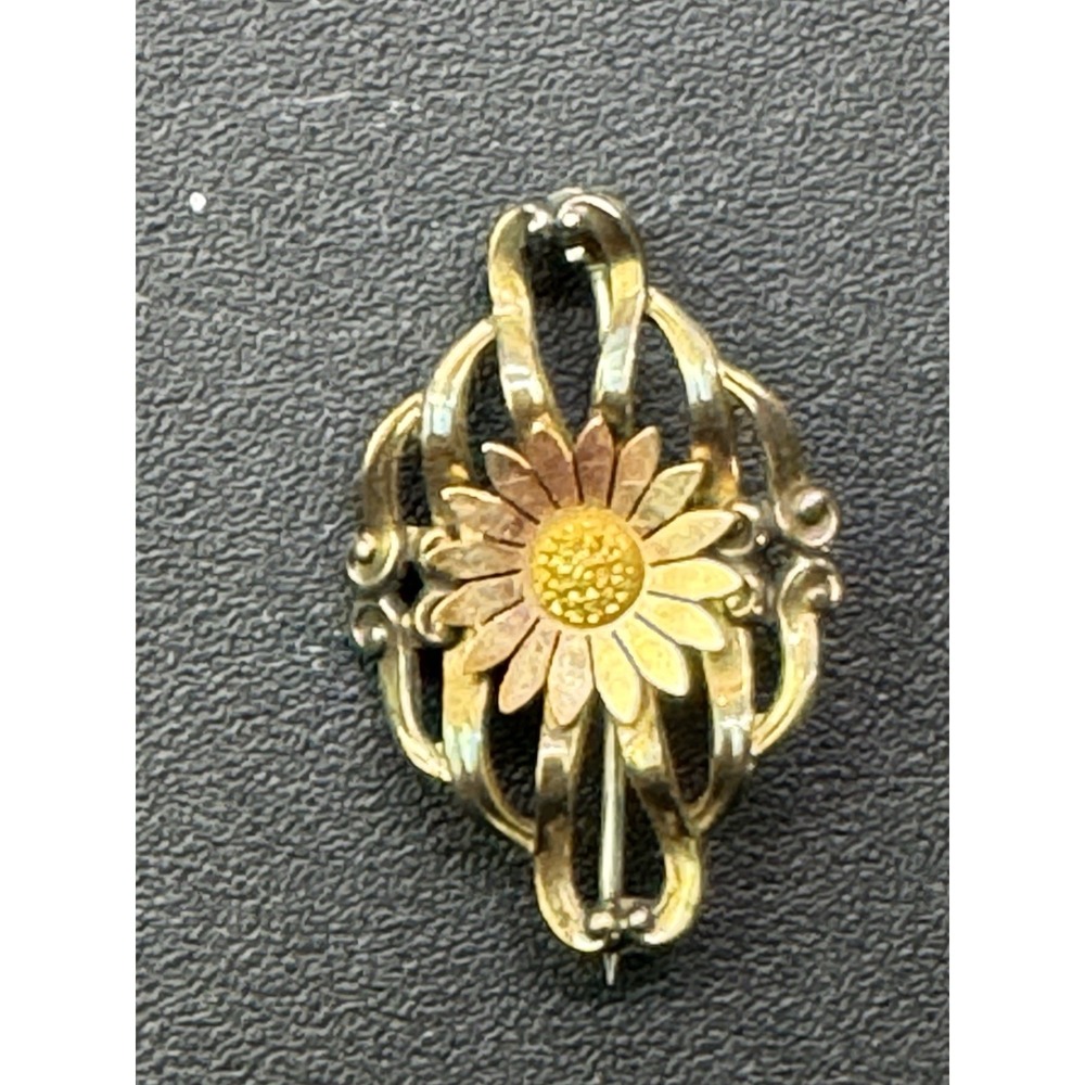 antique Gold Tone Daisy Pin